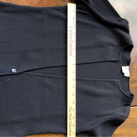 Worth Collection Classic Navy Rib Sweater Cardigan Size Medium - Picture 7 of 10